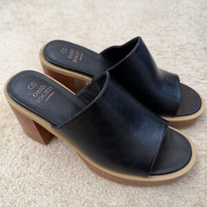 Oasis Society Black Leather Mules with Wooden Heel